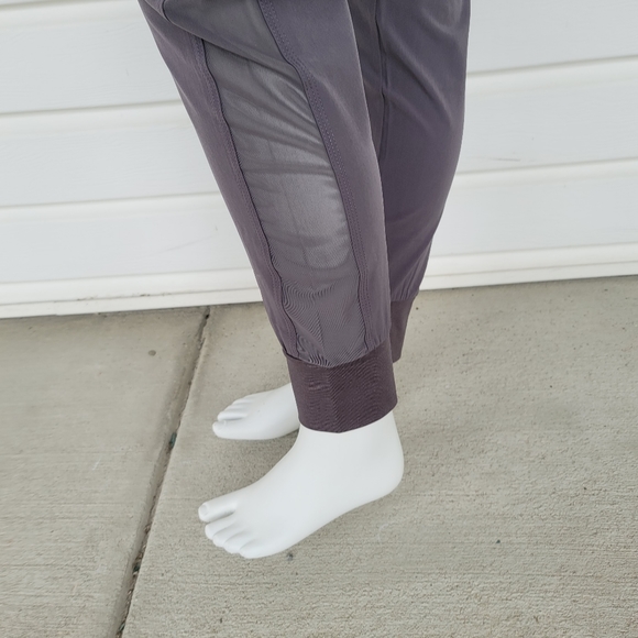 Casual / Active wear pants. - Picture 4 of 5